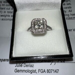 💸Appraised in 2023 Elegant 14k White Gold Halo Set Diamond Engagement Ring.